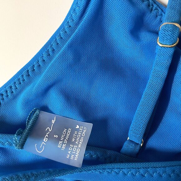 Gonza Revolve NWOT Turquoise Bikini Top Size S - Picture 5 of 8